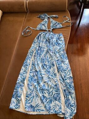 Hello Molly Blue and White Tropical Print Maxi Dress